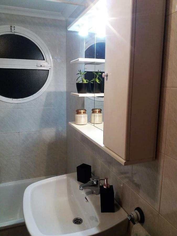 Amazing Sunny Flat With Balcony Pool Two Mins From The Beach Торевьиа Экстерьер фото