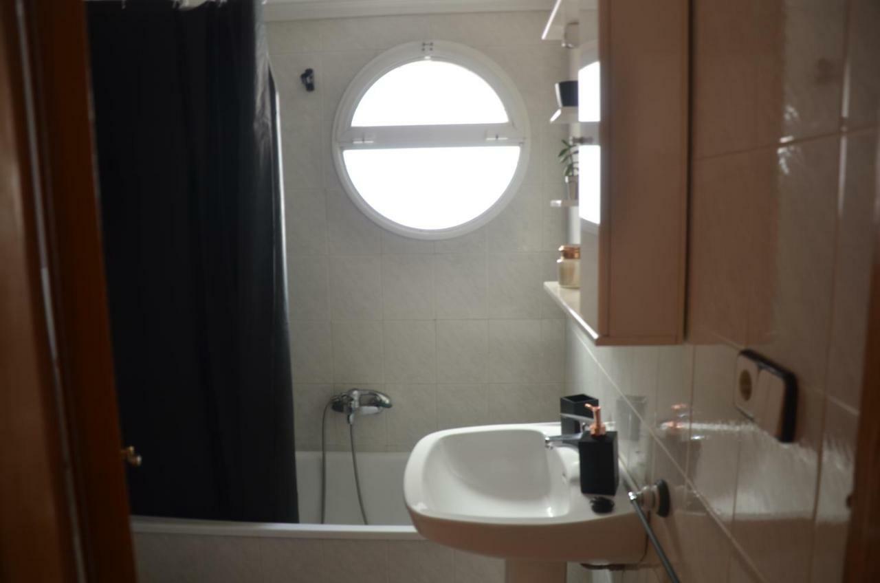 Amazing Sunny Flat With Balcony Pool Two Mins From The Beach Торевьиа Экстерьер фото